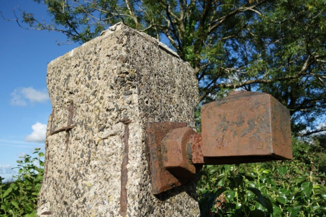 Venndown Gate Crossing