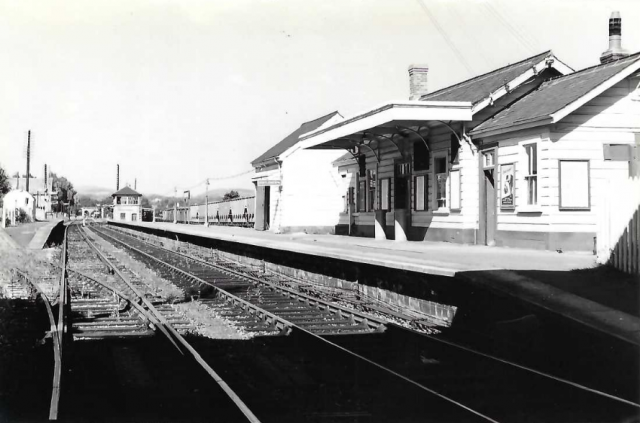 Heathfield Station