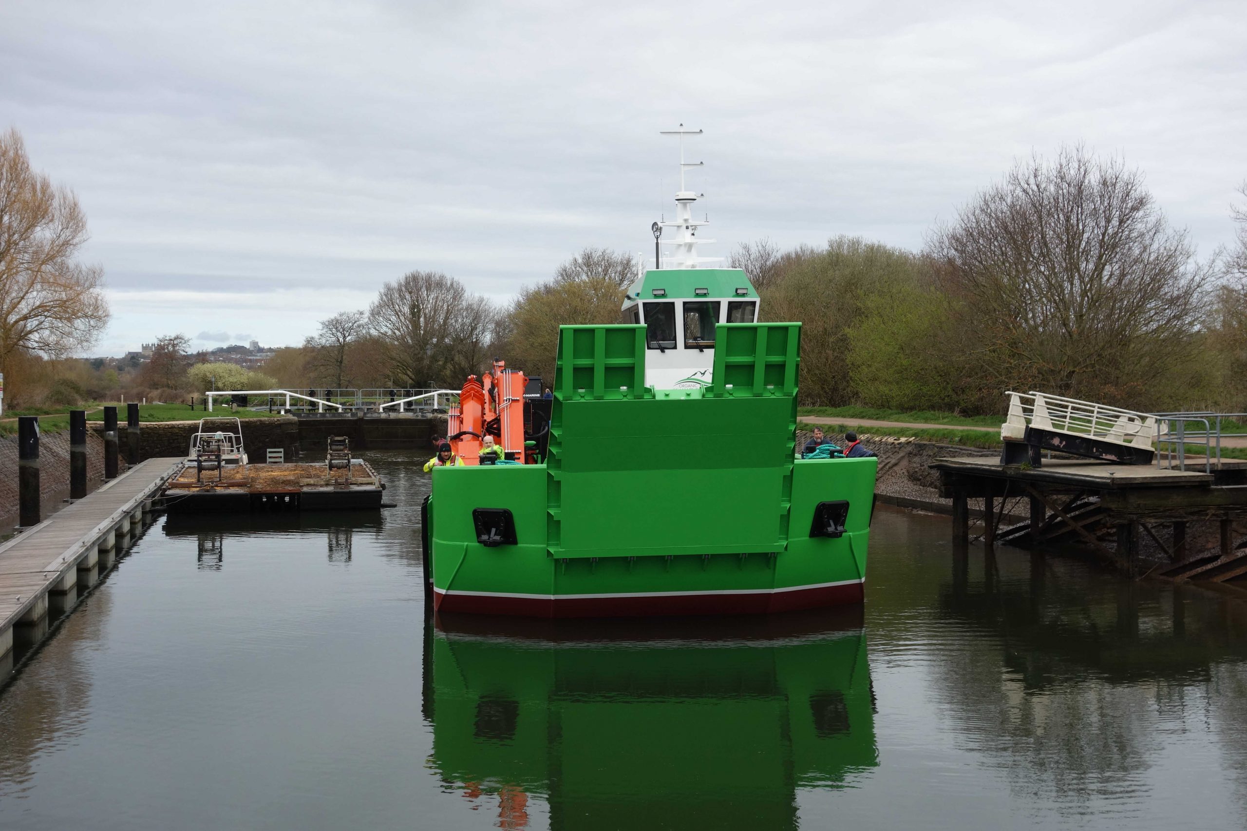 boat trip exeter quay to double locks