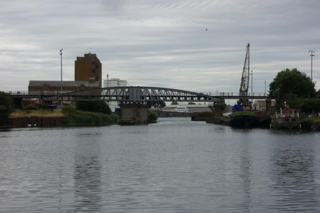 Gloucester & Berkeley Canal