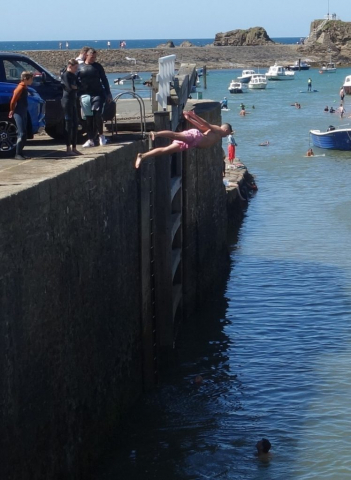 Bude Harbour sea lock