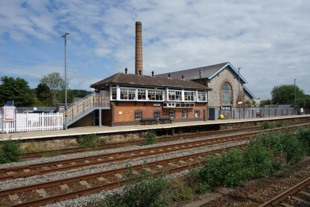 Totnes Station