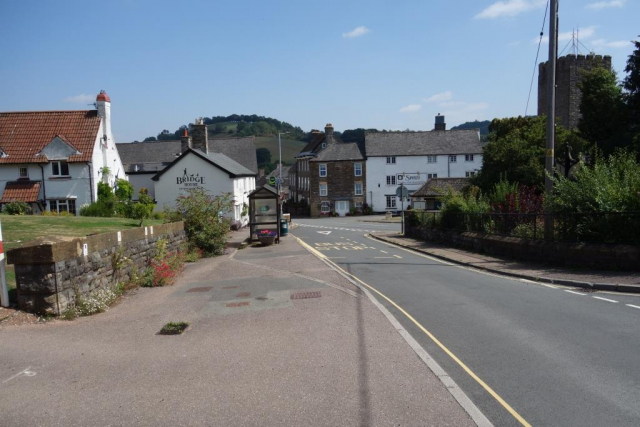 Bampton Station
