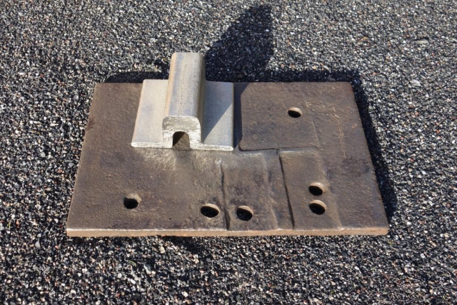 Only one rail end would have been complete and it would not have been this one. Not at first realizing what it was, the P-Way very nearly put this in the scrap bin. Broad Gauge Bits