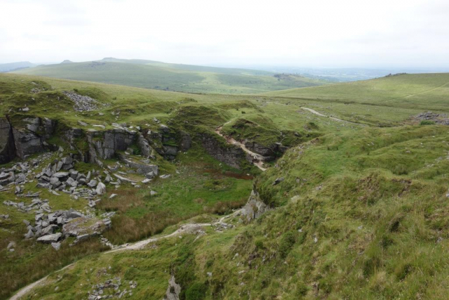 The line came through the gap at centre. Foggintor