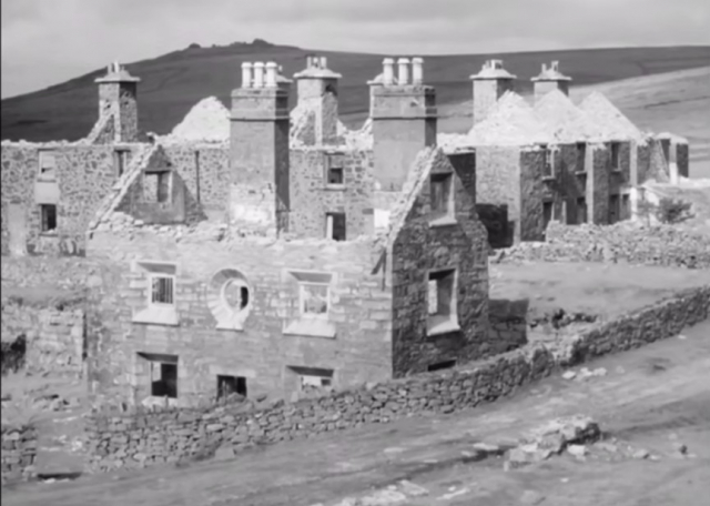 The nearest building in this clip from the B.B.C. film was the home of the Quarry Manager. It is not known when the village was finally abandoned. Foggintor